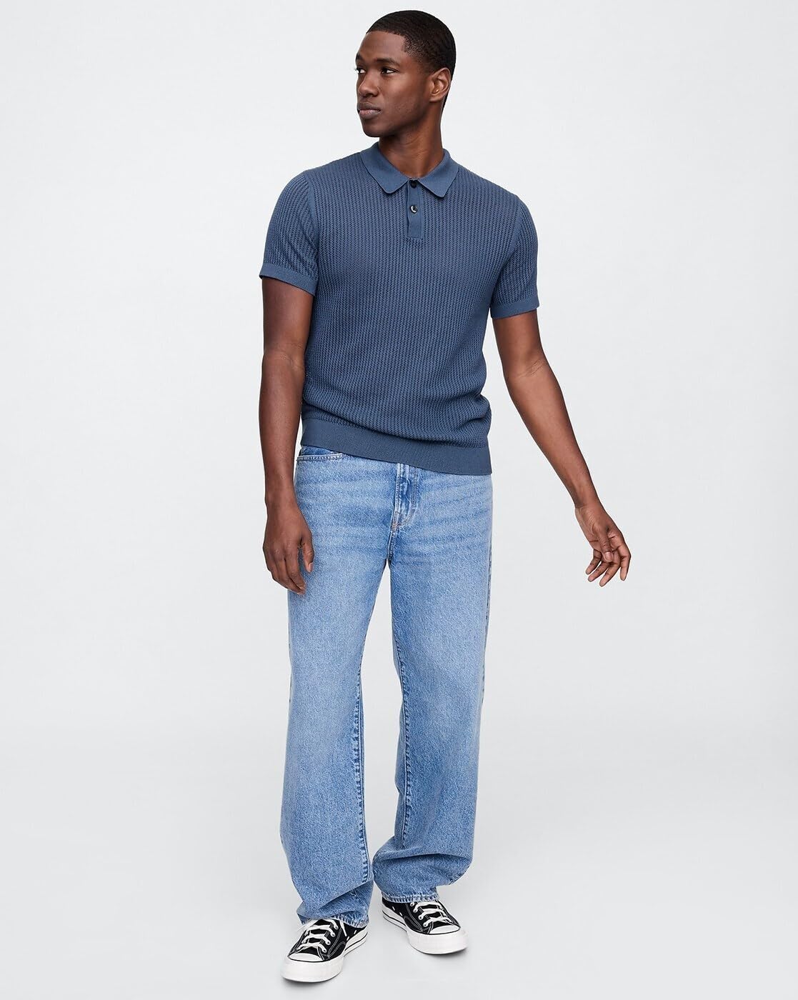 GAP Men's Solid Regular Fit T-Shirt (442711797_Indigo