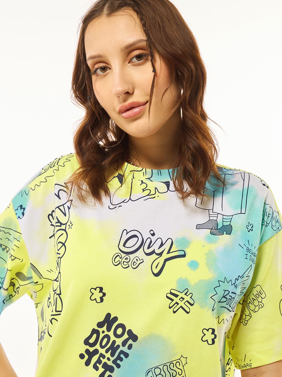 Bewakoof Women's All Over Printed Oversized Fit Half Sleeve Round Neck Cotton Jersey T-Shirt_627770_Yellow_M