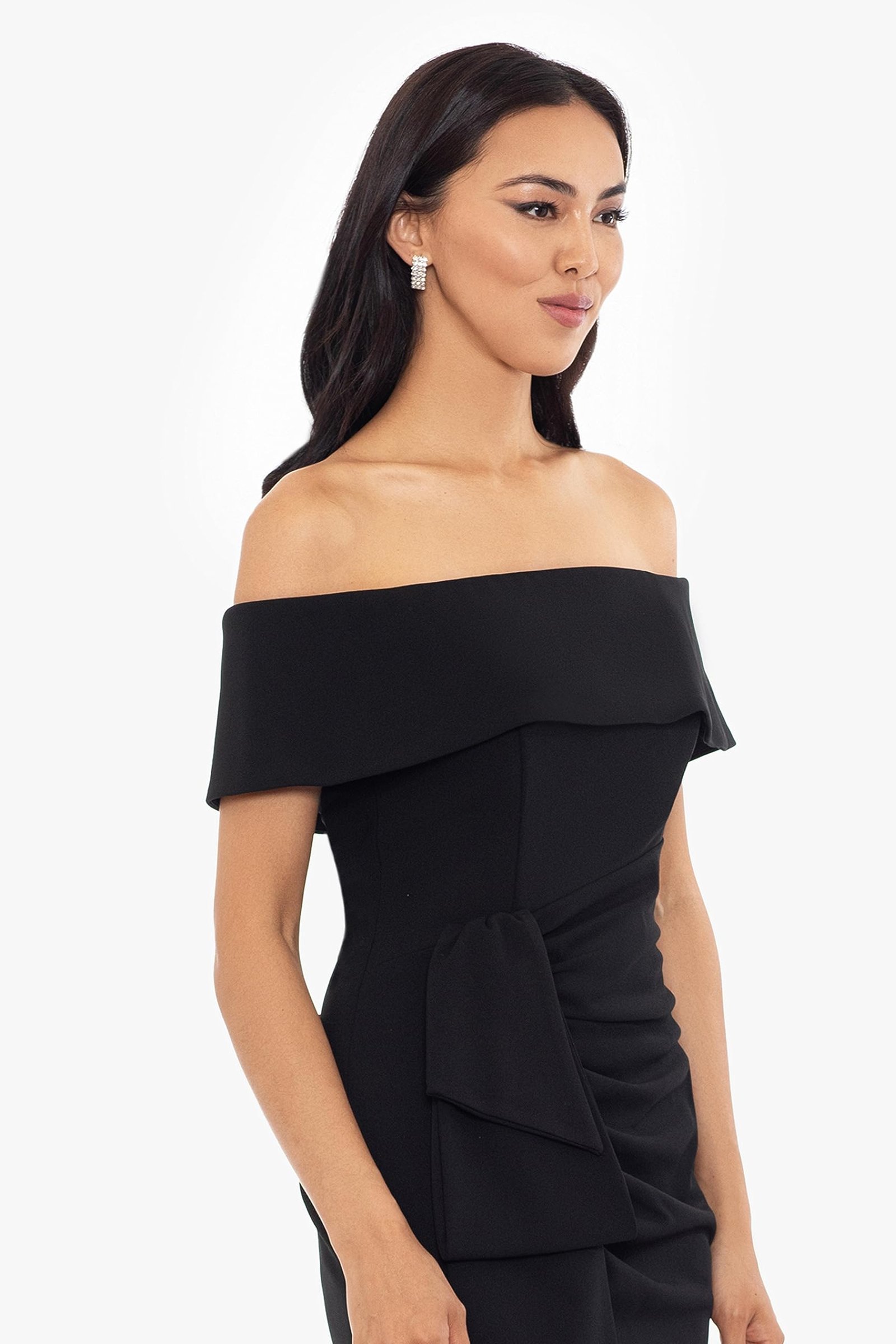 Women's Long Off The Shoulder Scuba Crepe Slit Dress (Reg and Petite), Black, 18