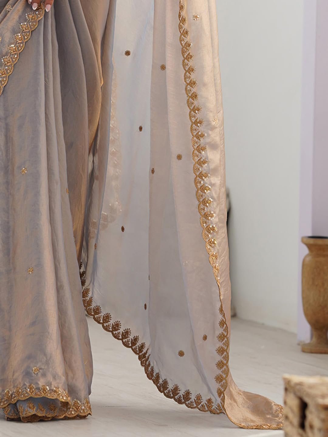 Women's Metallic Tissue Embroidered Saree With Unstitched Blouse Piece (AARYAN14301_KR)