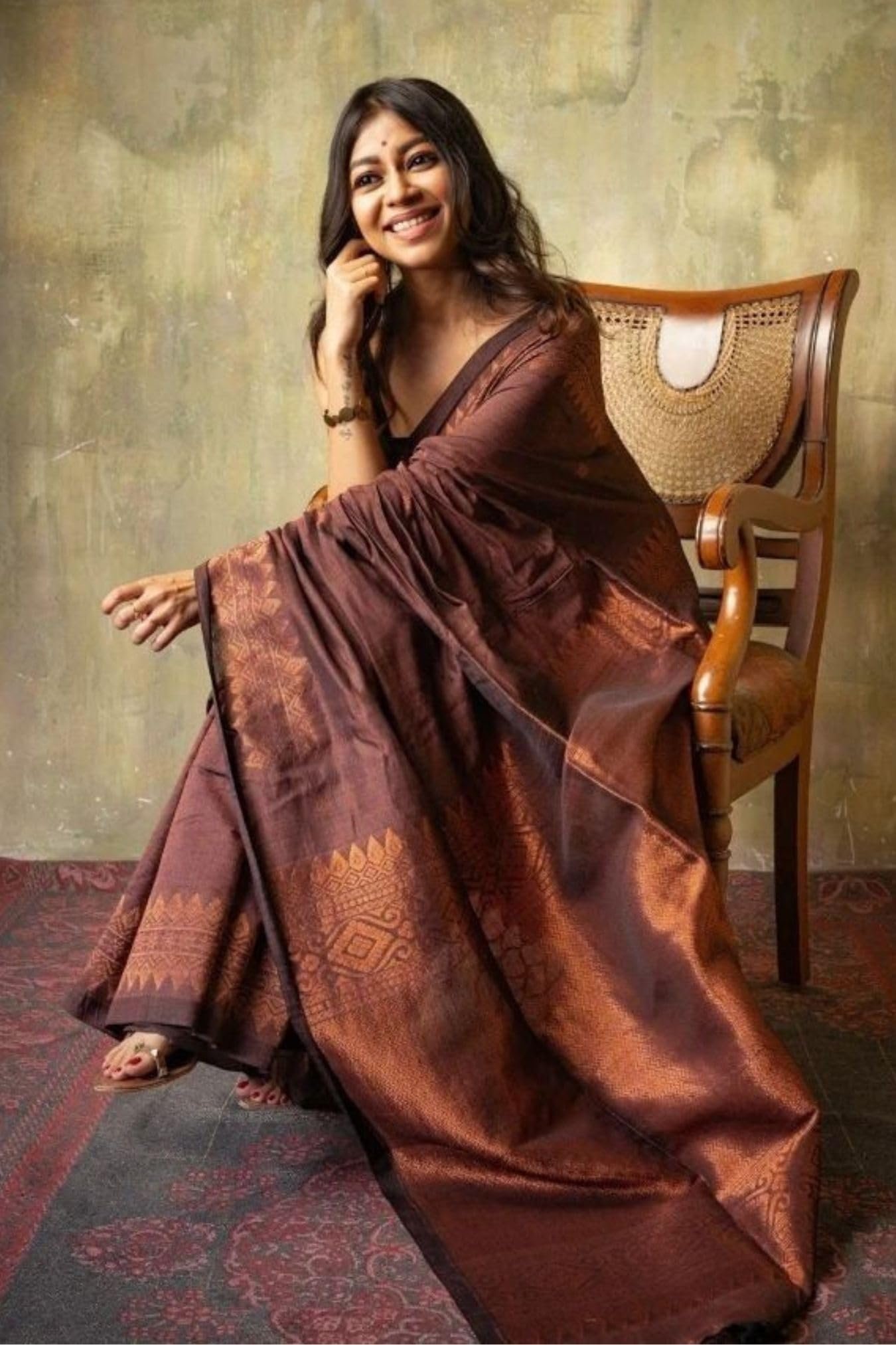 Women's Kanjivaram Pure Soft Silk Saree With Unstitched Blouse Piece (Brown)
