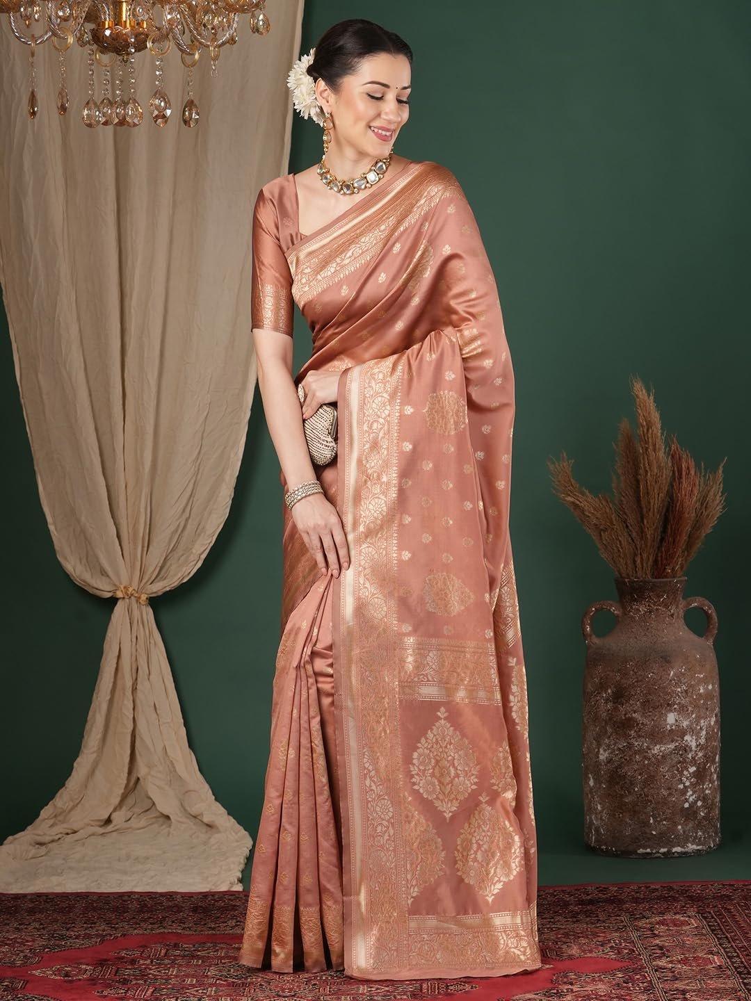 Women's Kanjivaram Woven Soft Silk Saree With Blouse Piece