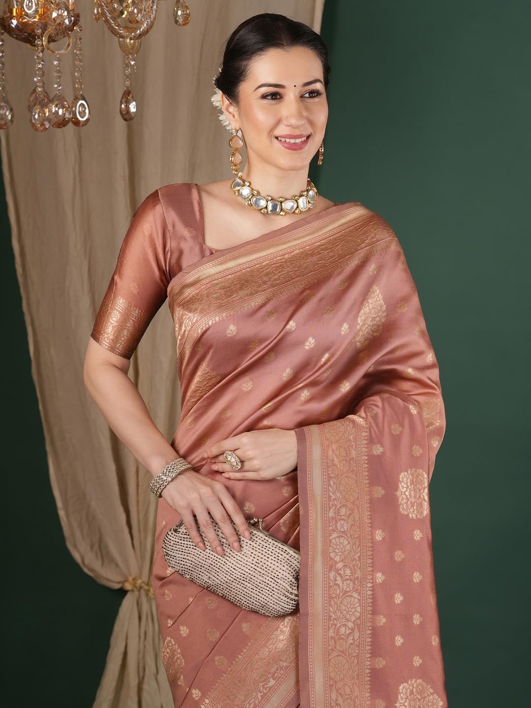 Women's Kanjivaram Woven Soft Silk Saree With Blouse Piece