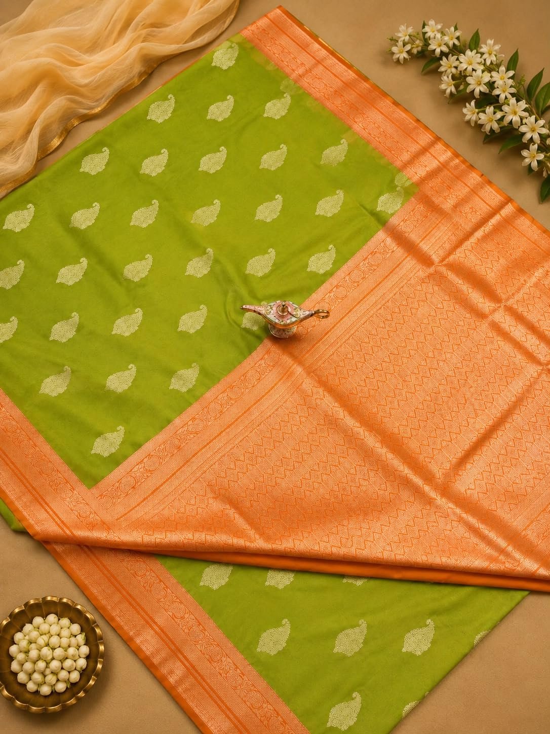 Shanthi Luxury Kanchi Semi Silk Saree for Women with Unstitched Blouse Piece | Traditional Ethnic Saree for Wedding, Festival, Party, Puja and Special Occasions (Mehendi Green & Saffron Orange)