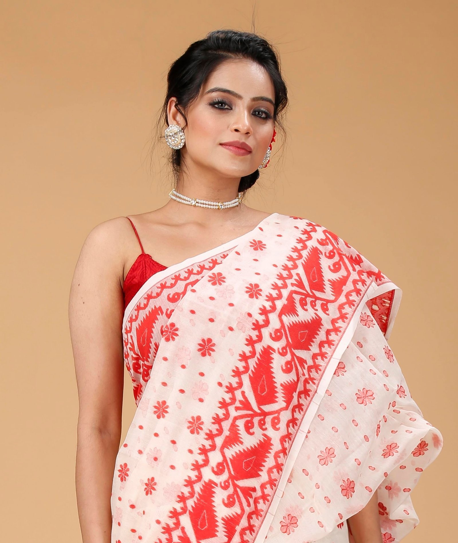 Women's Traditional Bengal Cotton Silk Soft Jamdani Saree - Beautiful design and Quality - Without Blouse Piece (White & Red)