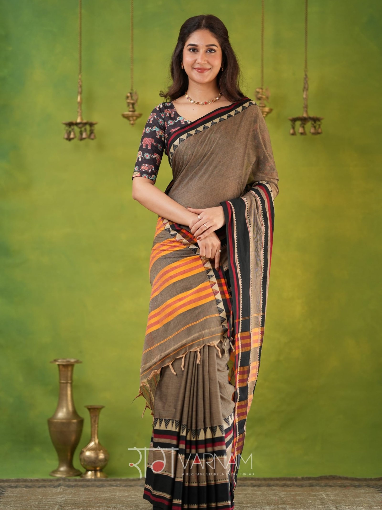 Traditional Cotton Khadi Handloom Saree, Brown with Geometric Border, Cotton Blend, Traditional Style, Rahina Model, Formal Wear (BROWN)