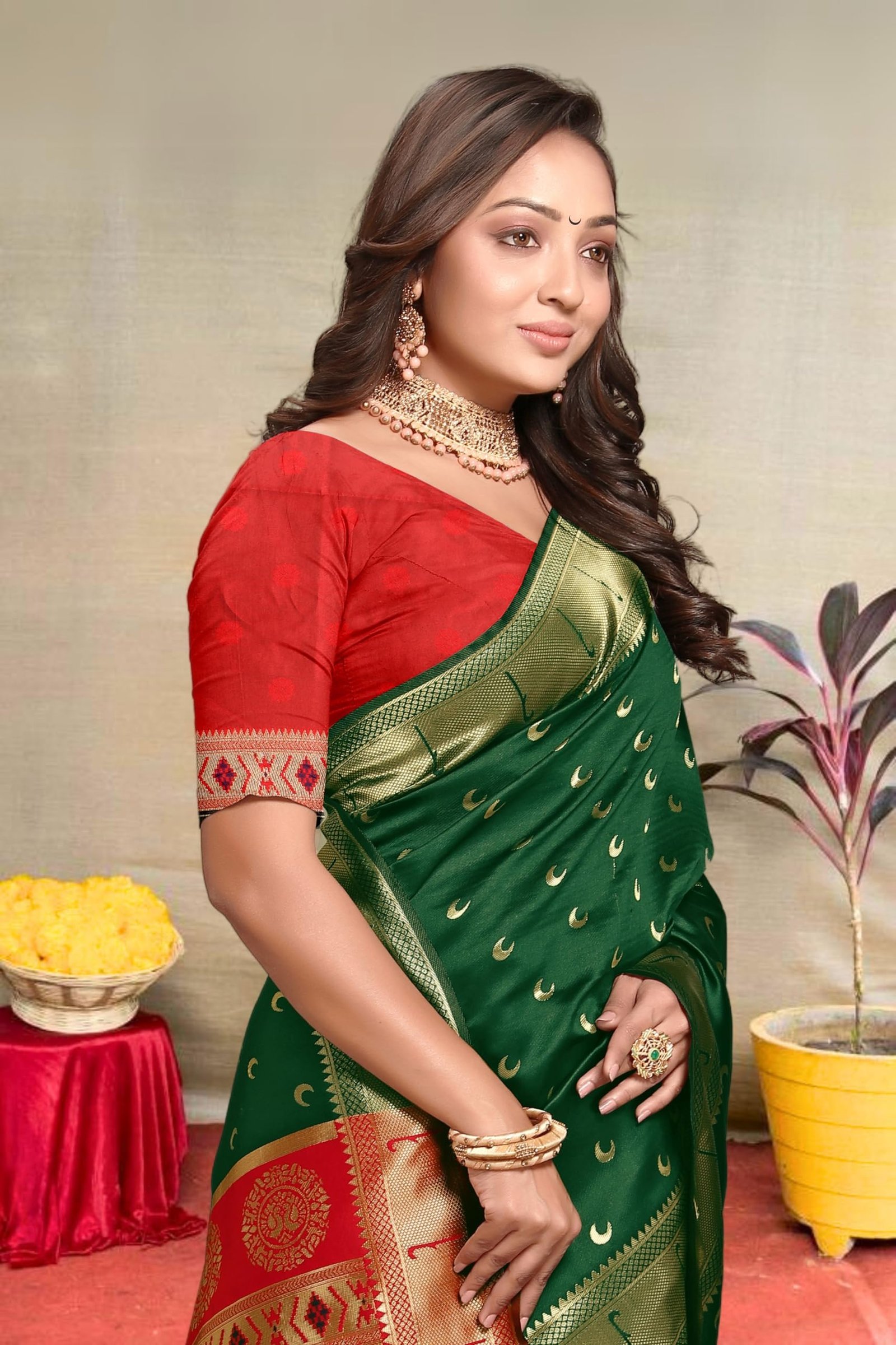 Women's Banarasi Saree Pure Kanjivaram Silk Saree Soft Design Wear Pattu Sarees Latest Cotton With Blouse Piece for Wedding sadi new ladies 2025 (Chand paithani) (Green-Red)