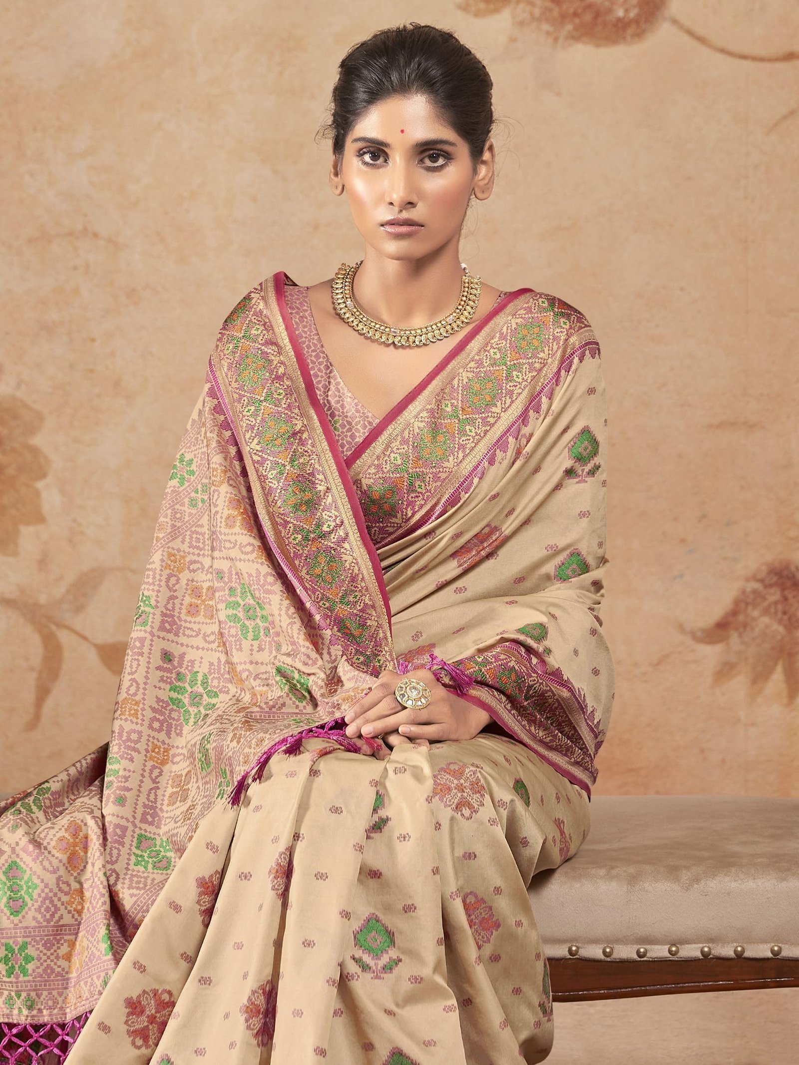 Women's Patola silk saree for Patola festival Wedding silk with rich pallu Design sarees for women with blouse piece (CREAM)