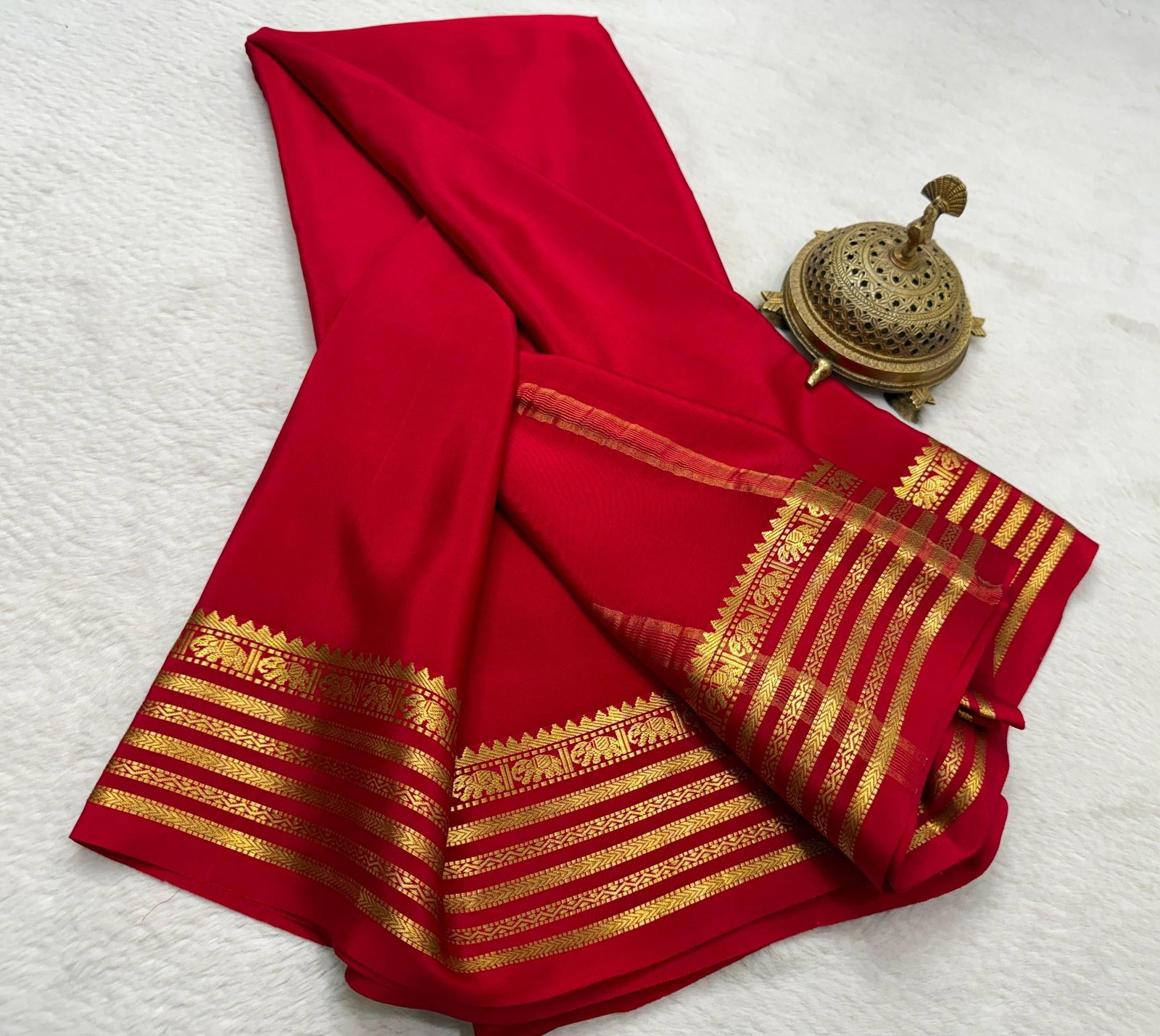 Women's Traditional Semi Mysore Silk Saree Elegant Saree with Vibrant Patterns, Perfect for Festivals, Weddings, and Special Occasions
